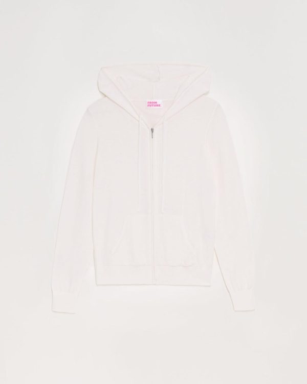 Candicejaros.shop73cb94c26c 1